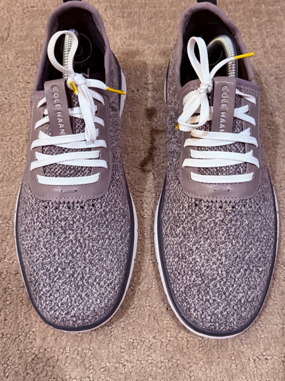 Cole Haan Men’s Gray Knit Athletic Sneakers with White Laces EUC!